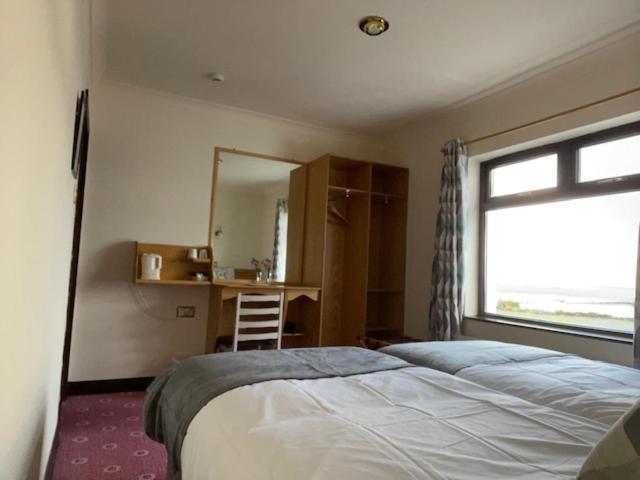 Ard Einne House Bed & Breakfast Инис Мор Екстериор снимка